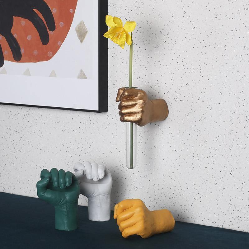 Handy Flower Wall Vase