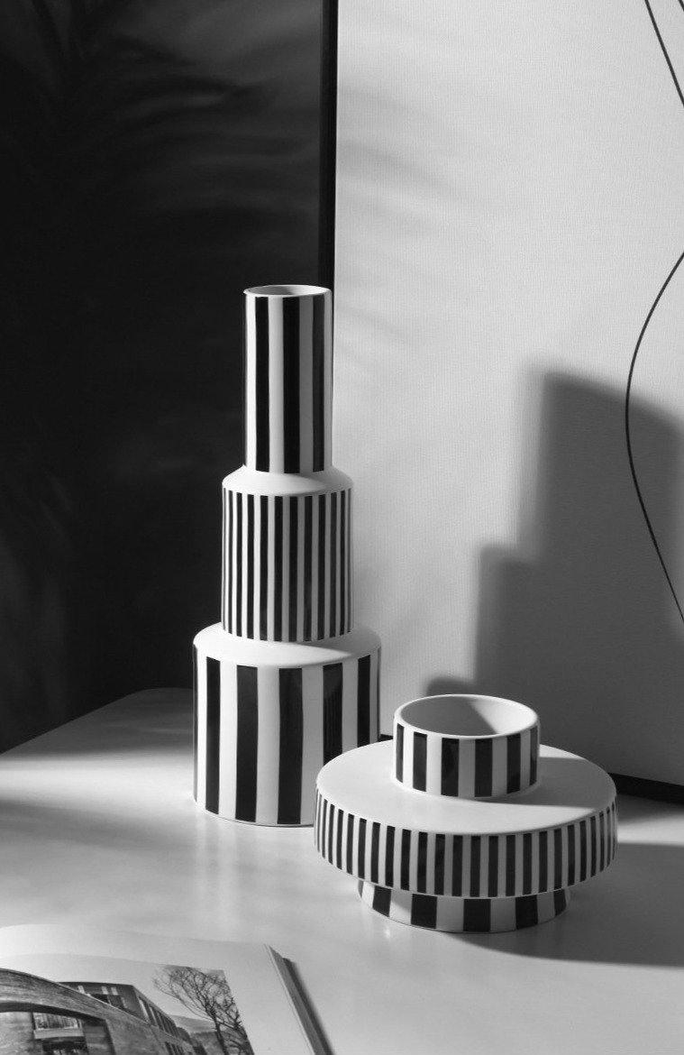 Bauhaus Minimalist Black & White Vases